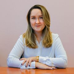 Попова Елена